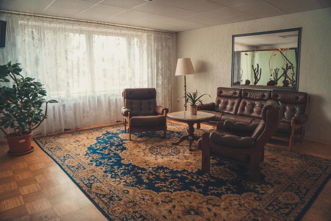 Hotell Paeaesuke Jõhvi Exterior foto