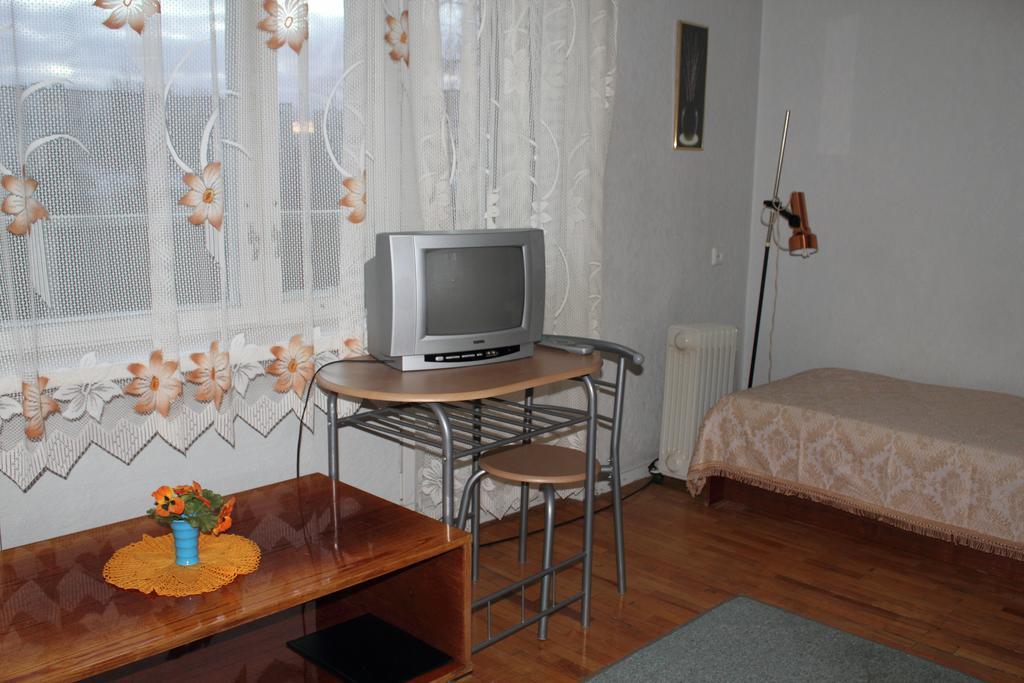 Hotell Paeaesuke Jõhvi Quarto foto