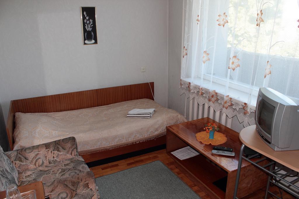 Hotell Paeaesuke Jõhvi Quarto foto